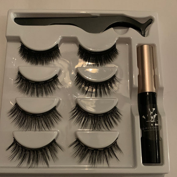 Live sale…..Magnetic Eyeliner & Eyelashes Set